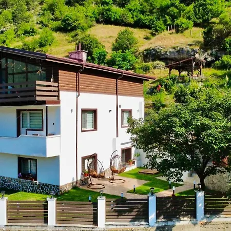 Maison d'hôtes шанови 3*
